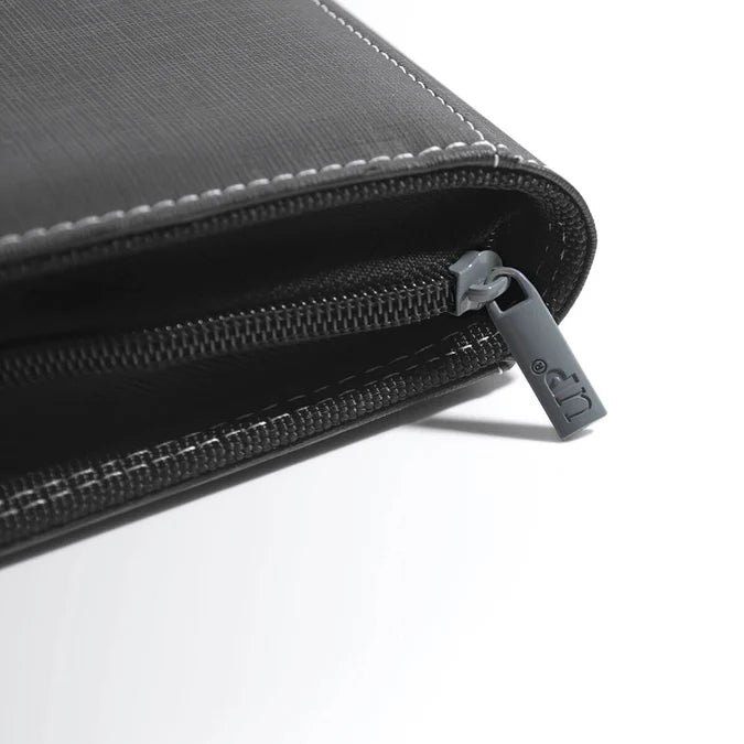 Ultra Pro 4-Pocket TOPLOADER® Zippered Premium PRO-BINDER®